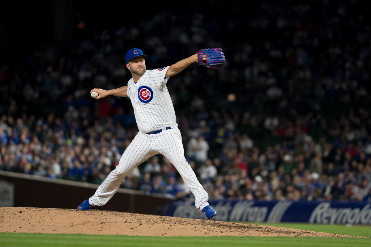 Cubs place reliever Brad Boxberger on IL ahead of Saturday's game vs.  Rockies