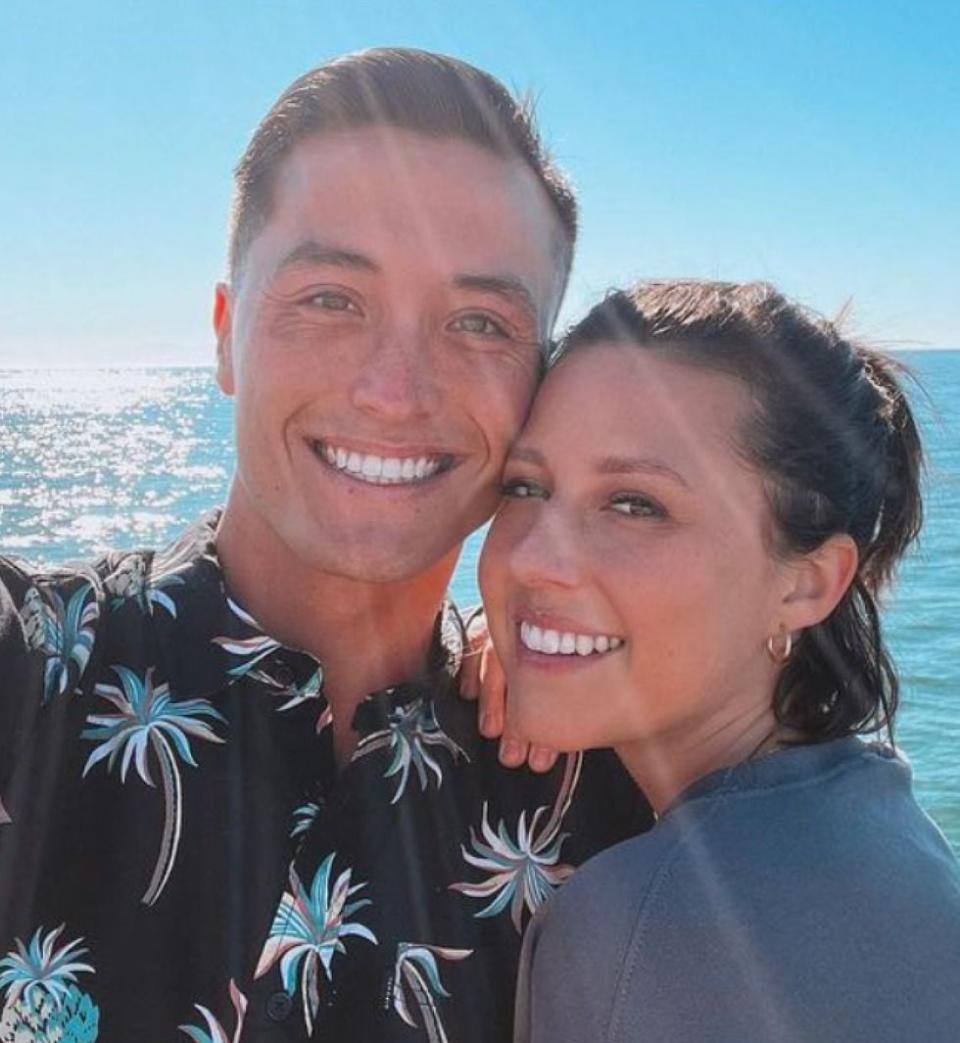 <p>Bachelor Nation couple Katie and John <a href="https://www.cosmopolitan.com/entertainment/tv/a40358107/katie-thurston-john-hersey-breakup-statements/" rel="nofollow noopener" target="_blank" data-ylk="slk:confirmed their breakup on Instagram;elm:context_link;itc:0;sec:content-canvas" class="link ">confirmed their breakup on Instagram</a>. Her statement was quick and to the point (“no, we aren’t together”) while his was a bit lengthier. “As Katie stated earlier, we are no longer dating. The decision was not made lightly, and it was obviously not an easy one to make,” he said. “I appreciate every one of you that has supported us throughout this journey. We could not (and would not) be here without you.”</p>