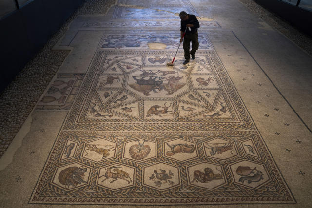 The Lod Roman Mosaic