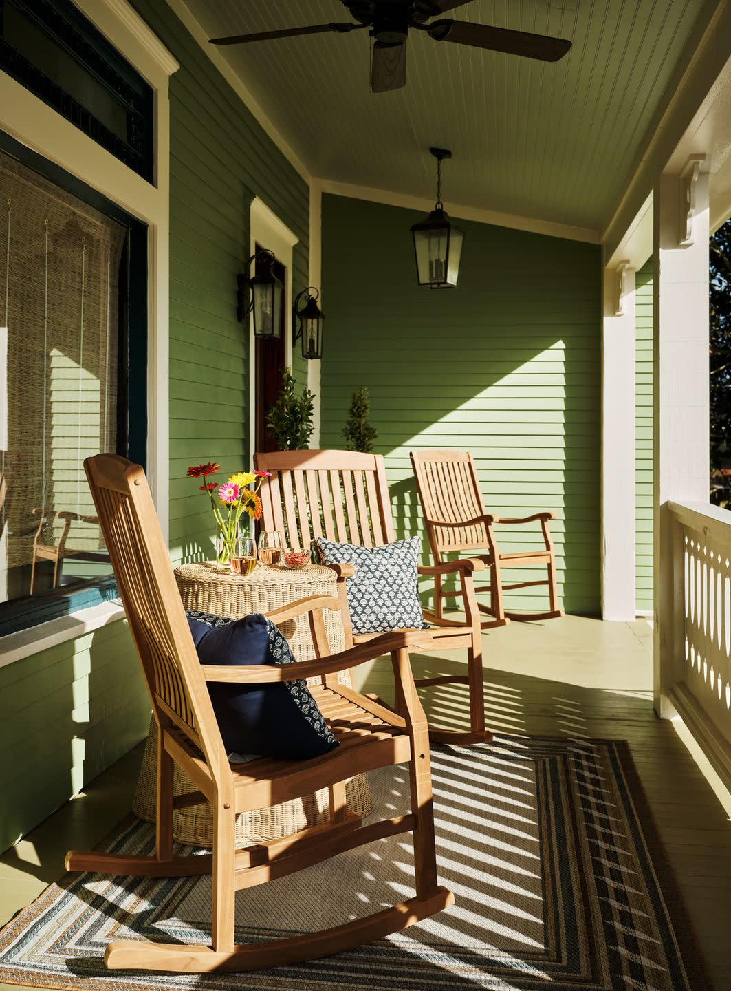 1900 victorian home in laurel\, mississippi interior designers ben and erin napier