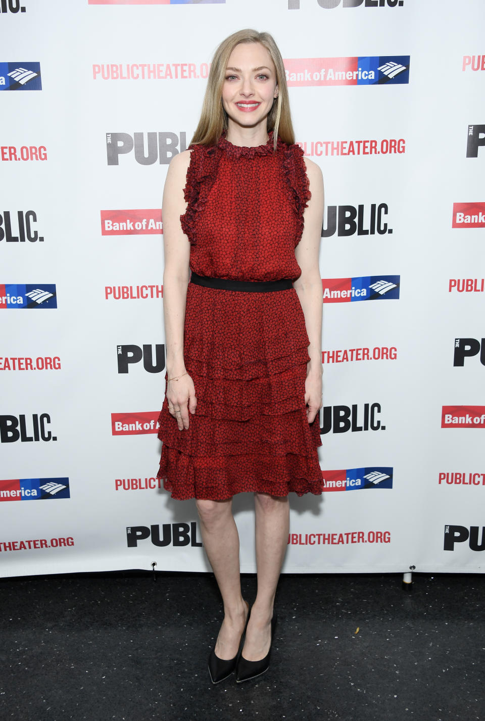 <p>On March 20, ‘Mamma Mia 2’ star Amanda Seyfried looks her usual effortlessly chic self in this red Jason Wu number. She paired it with simple, black heels to complete the gorgeous look. <em>[Photo: Getty]</em> </p>
