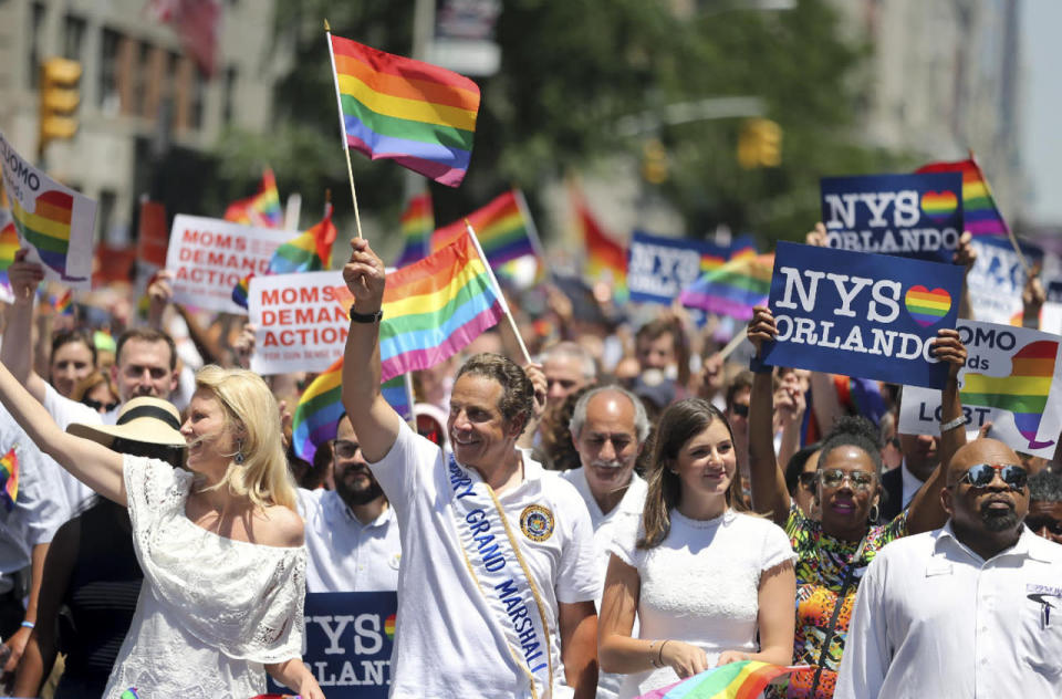 New York dedicates Gay Pride to Orlando massacre victims