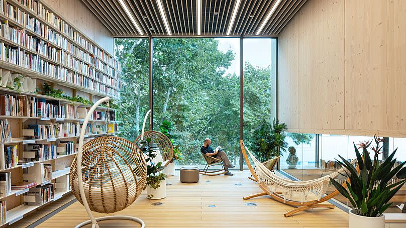 Gabriel García Márquez library interior