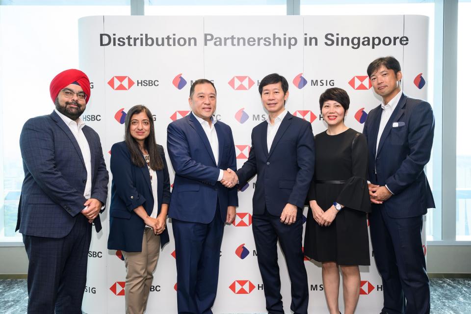 MSIG Insurance and HSBC signed a 15-year exclusive bancassurance partnership covering general insurance product distribution in Singapore through the bank. Representing both parties at the signing ceremony are (from left): Mr. Harpreet Bindra (Head of Strategy & Business Development, HSBC Life Singapore), Ms. Ashmita Acharya (Head of Wealth & Personal Banking, HSBC Singapore), Mr. Wong Kee Joo (CEO, HSBC Singapore), Mr. Mack Eng (CEO, MSIG Singapore), Ms. Ho Lee Yen (CEO, HSBC Life Singapore) and Mr. Takahiro Sawada (Managing Director, MSIG Singapore).