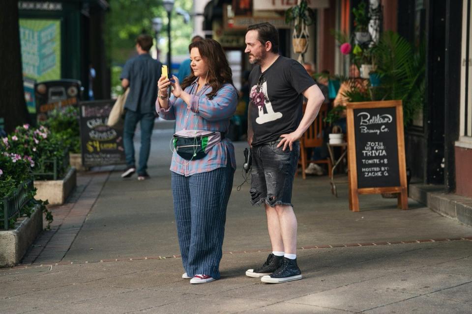 Melissa McCarthy and director/husband Ben Falcone on the set of "Superintelligence."