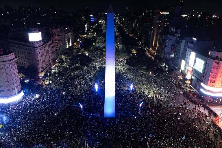 El festejo en el Obelisco por la victoria de la Selección argentina en la Copa América.