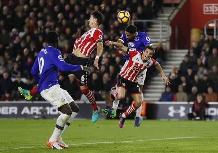 Britain Football Soccer - Southampton v Everton - Premier League - St Mary's Stadium - 27/11/16 Southampton's Cedric Soares and Everton's Ashley Williams in action Reuters / Stefan Wermuth Livepic