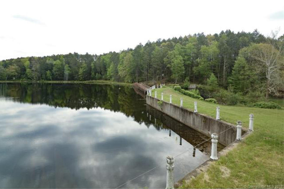 Connecticut ghost town on sale for $2.62 million