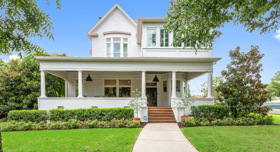 Historic Beauty Built by the Original Founder of Dr Pepper for Sale in Waco