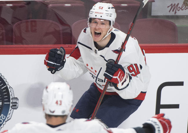 Washington Capitals take 3-0 lead, beat NJ Devils 5-2