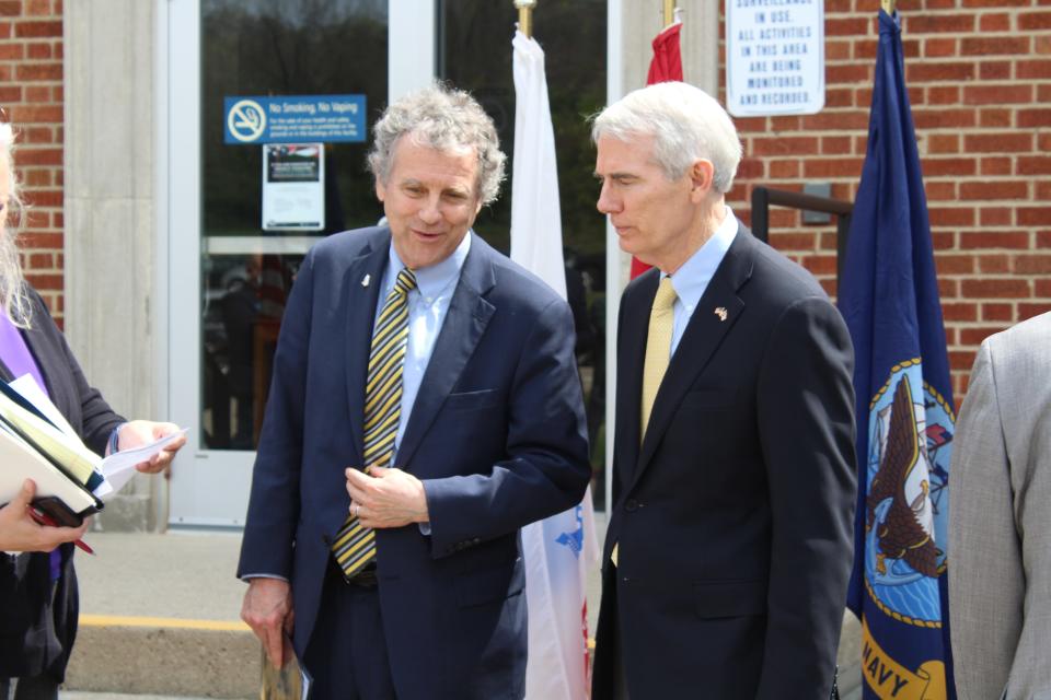 U.S. Senators Rob Portman and Sherrod Brown visited the Chillicothe VA Medical Center alongside Secretary of the U.S. Department of Veterans Affairs, Denis McDonough.