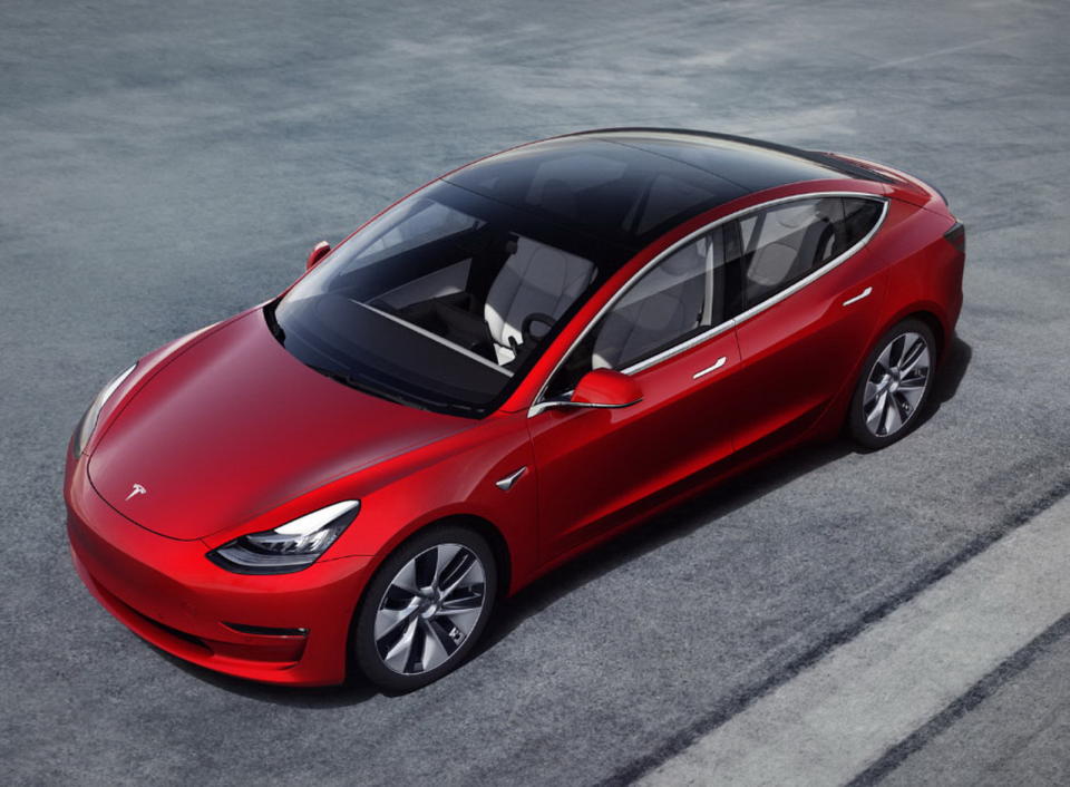 圖／本月Tesla Model 3滿血回歸！最終交出1,293輛的好成績，由於集中在本月交車，才能以破千的銷量異軍突起。