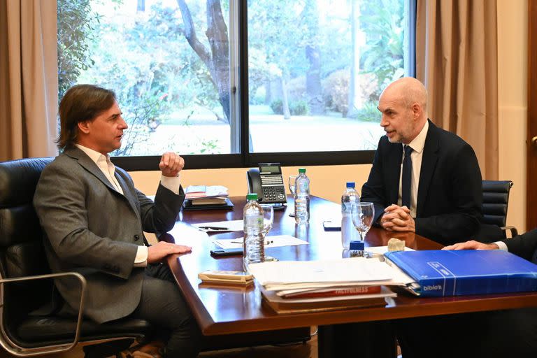 Horacio Rodríguez Larreta y el presidente de Uruguay, Luis Lacalle Pou