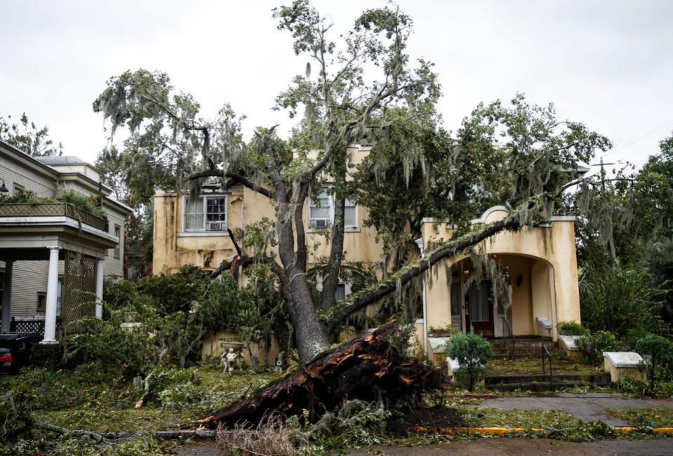 Hurricane Matthew batters the Southeast