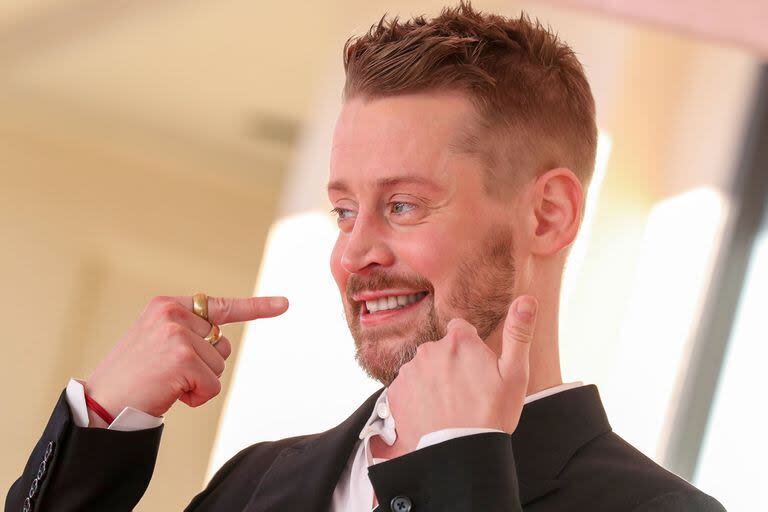 Macaulay Culkin: acompañado por su esposa, sus hijos y su “madre” en Mi pobre angelito, recibió un tardío reconocimiento en Hollywood