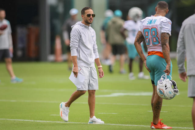 Dolphins sign WR Freddie Swain to their practice squad