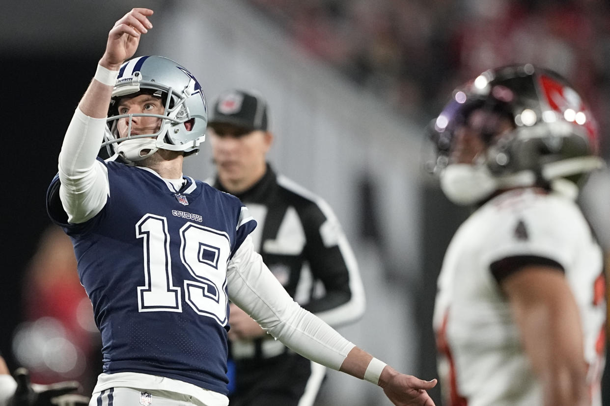 Dallas Cowboys place kicker Brett Maher (19) watches his extra point miss against the Tampa Bay Buccaneers during the second half of an NFL wild-card football game, Monday, Jan. 16, 2023, in Tampa, Fla. (AP Photo/Chris Carlson)