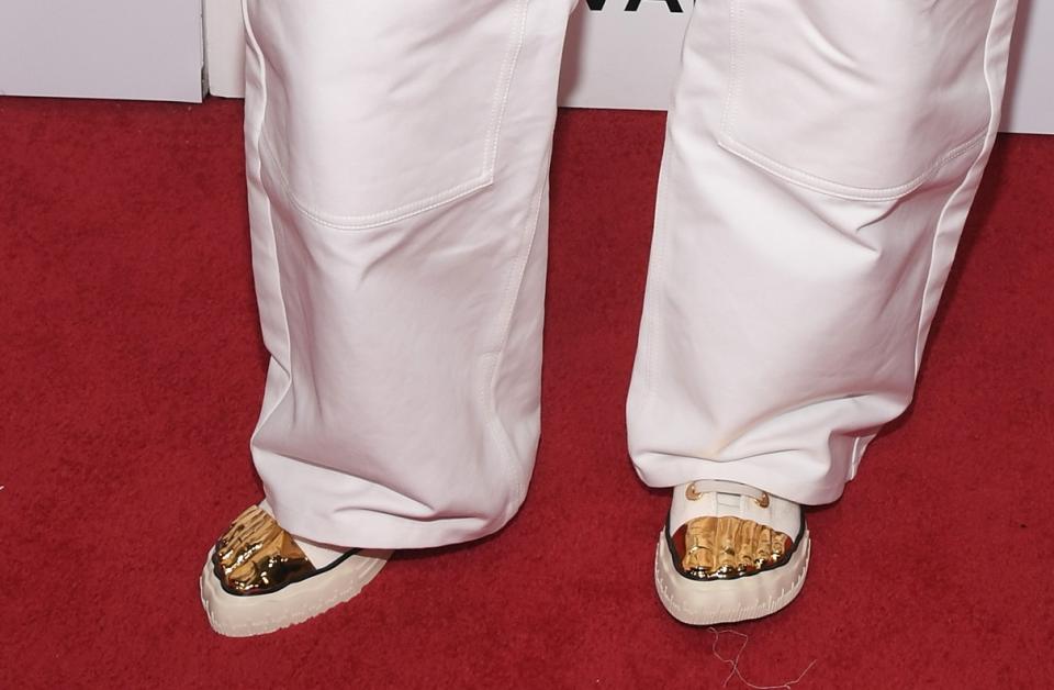 Demi Moore, Schiaparelli, sneakers, gold, red carpet, New York