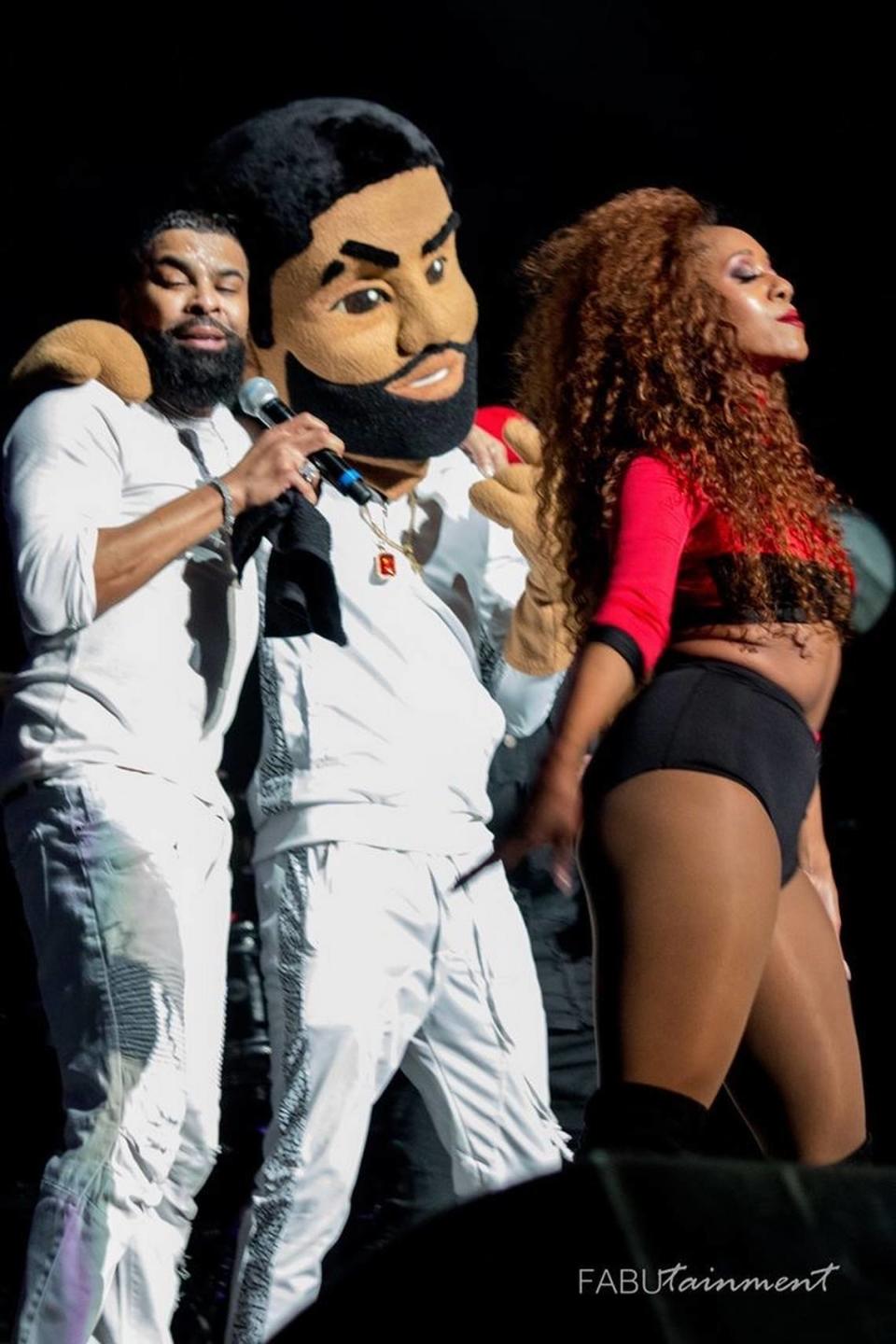 Elaina Paige Thomas performs with R&B artist Ginuwine in February 2020 at the Sprint Center in downtown Kansas City. She is owner of The Next Paige Agency.