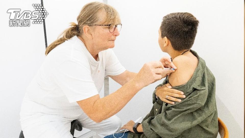 丹麥國內75%的Omicon確診者已完整接種新冠疫苗。（示意圖／達志影像美聯社）
