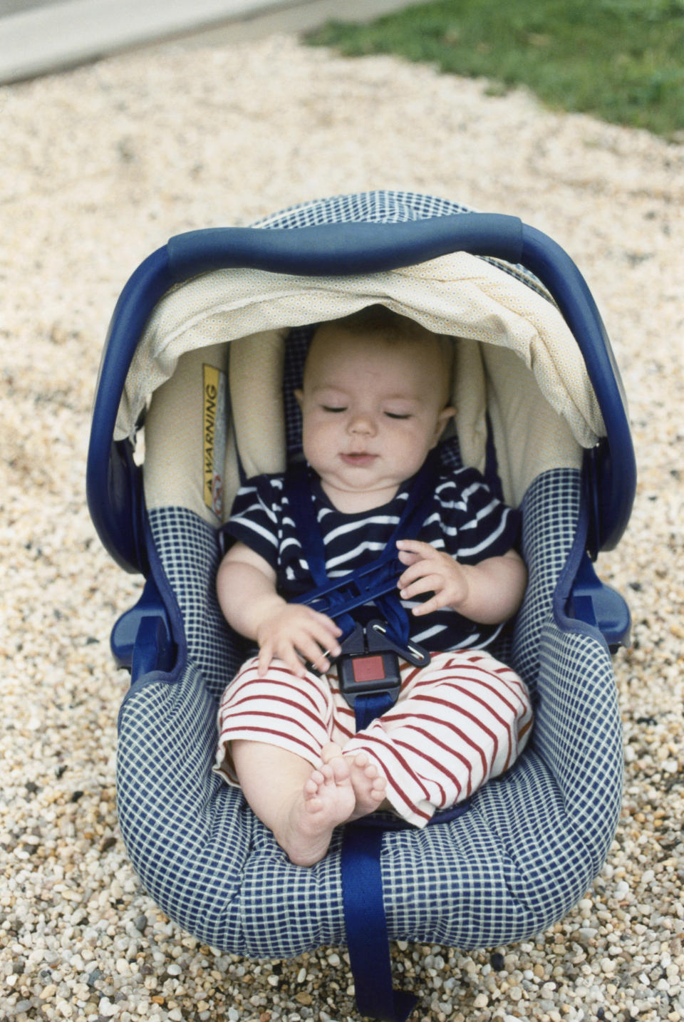 A grief-stricken mother has issued a warning to other parents, not to leave their children in their car seats after her daughter died. [Photo: Getty]