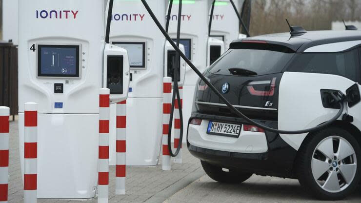 Die Zahl der Elektroautos wächst in Deutschland rasant. Foto: dpa