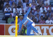 The explosive opener was best known to 'stand and deliver.' However, when it came to running between the wickets or behind the ball to field, the Nawab of Najafgarh didn't have an easy time. After the 2011 World Cup, Sehwag was always under Dhoni's scanner for his less-than-extraordinary fielding.