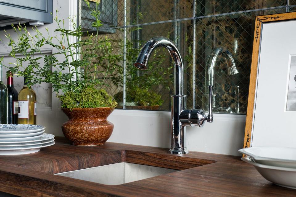 scullery sink