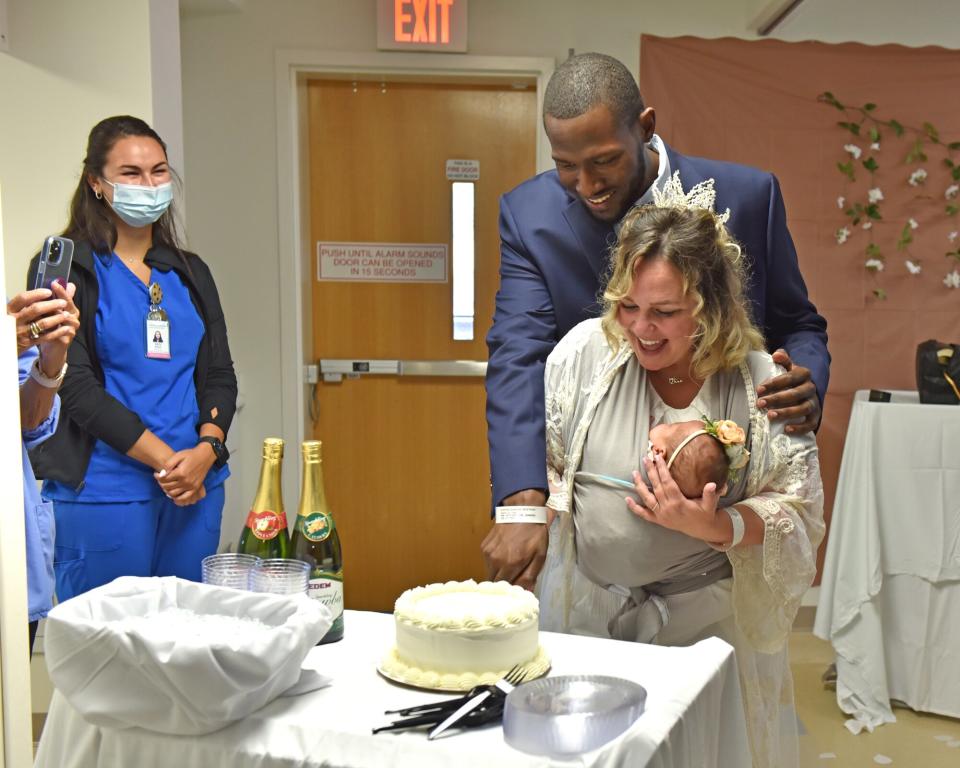 Grier Stanley Barnwell and Jason Barnwell - Premature birth leads to parents’ wedding in NICU