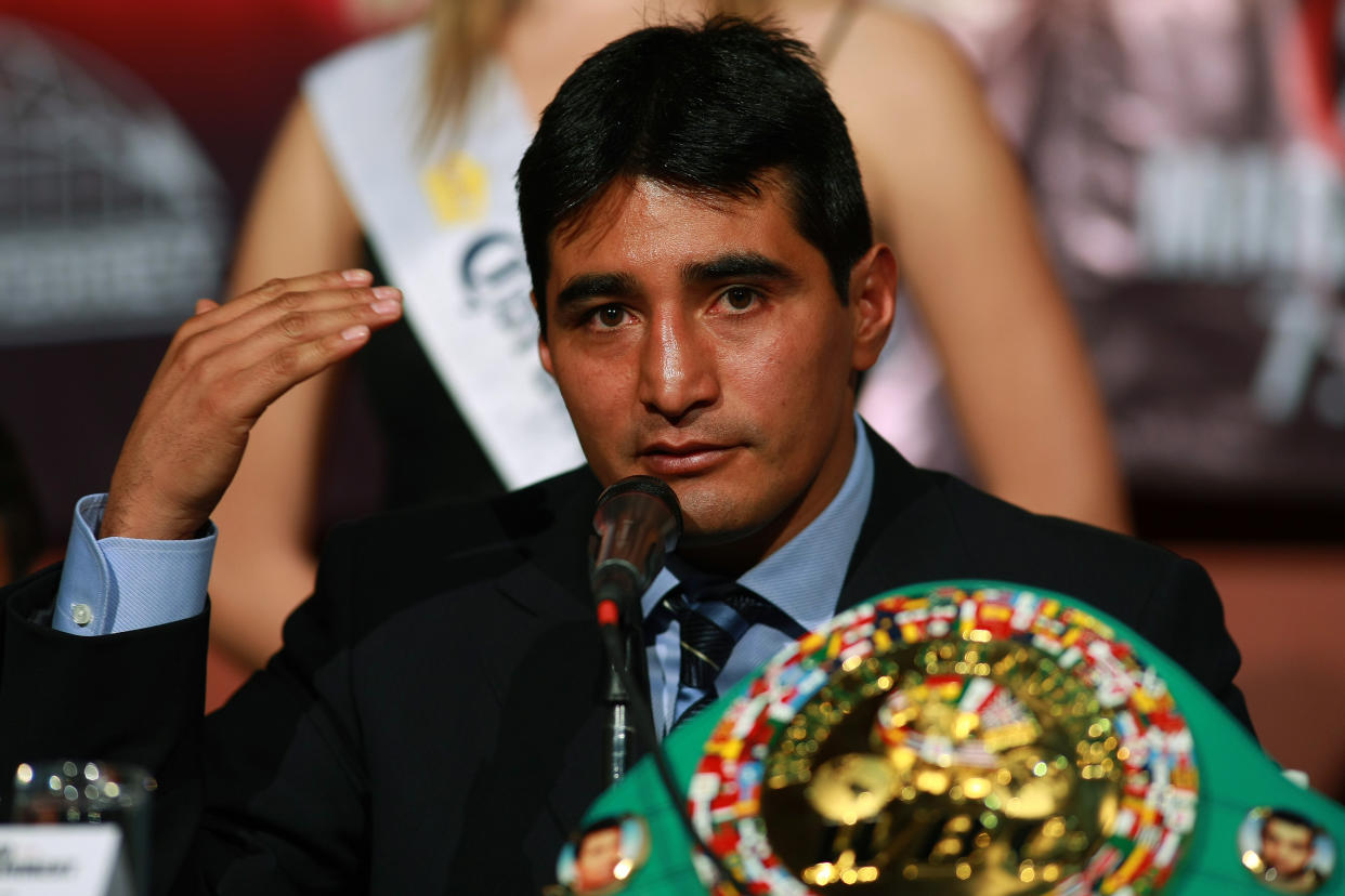 MEXICO CITY, MEXICO - FEBRUARY 25:  Mexico's fighter Erick 'El Terrible' Morales speaks during a press conference to announce the boxing fight against Nicaragua's Jose 'Quiebra Jicara' Alfaro for the international welterweight championship (CMB) at Camino Real Hotel on February 25, 2010 in Mexico City, Mexico. (Photo by Francisco Estrada/Jam Media/LatinContent via Getty Images)