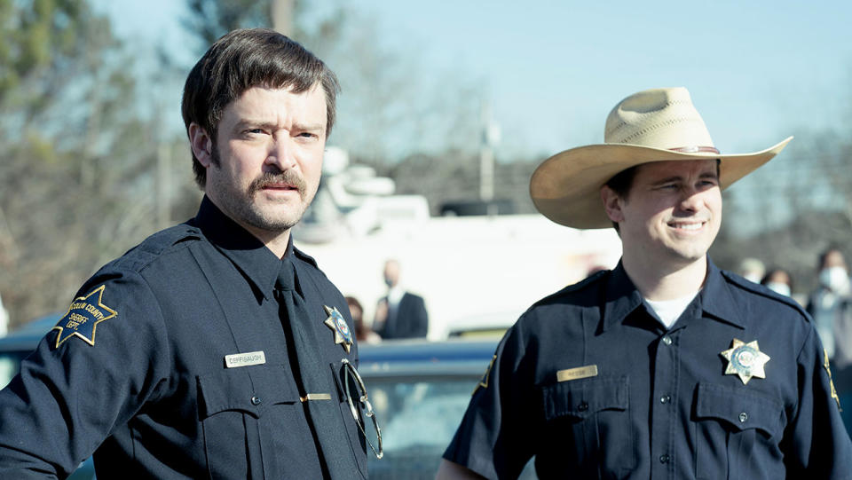 Justin Timberlake as s Steve “Diffy” Deffibaugh and Jason Ritter as Deputy Denny Reese in Candy. - Credit: Tina Rowden/Hulu