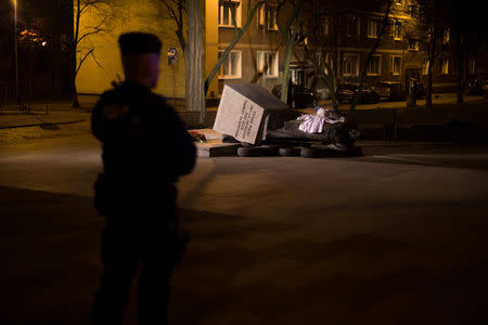 The monument of the late priest Henryk Jankowski is seen after it was pulled down by activists in Gdansk, Poland February 21, 2019. Agencja Gazeta/Bartek Sabela via REUTERS