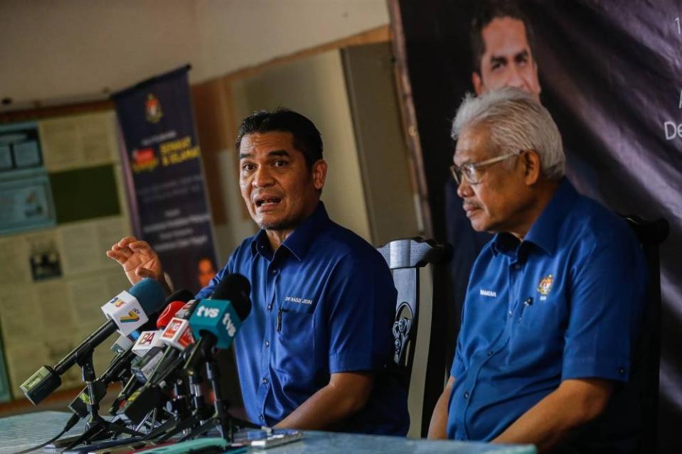 Education Minister Datuk Radzi Jidin (left) and Home Minister Datuk Seri Hamzah Zainuddin (right) speak to the press after the launching of Sekolahku Sejahtera, Sepakat dan Selama initiative, August 18, 2022. — Picture by Sayuti Zainudin