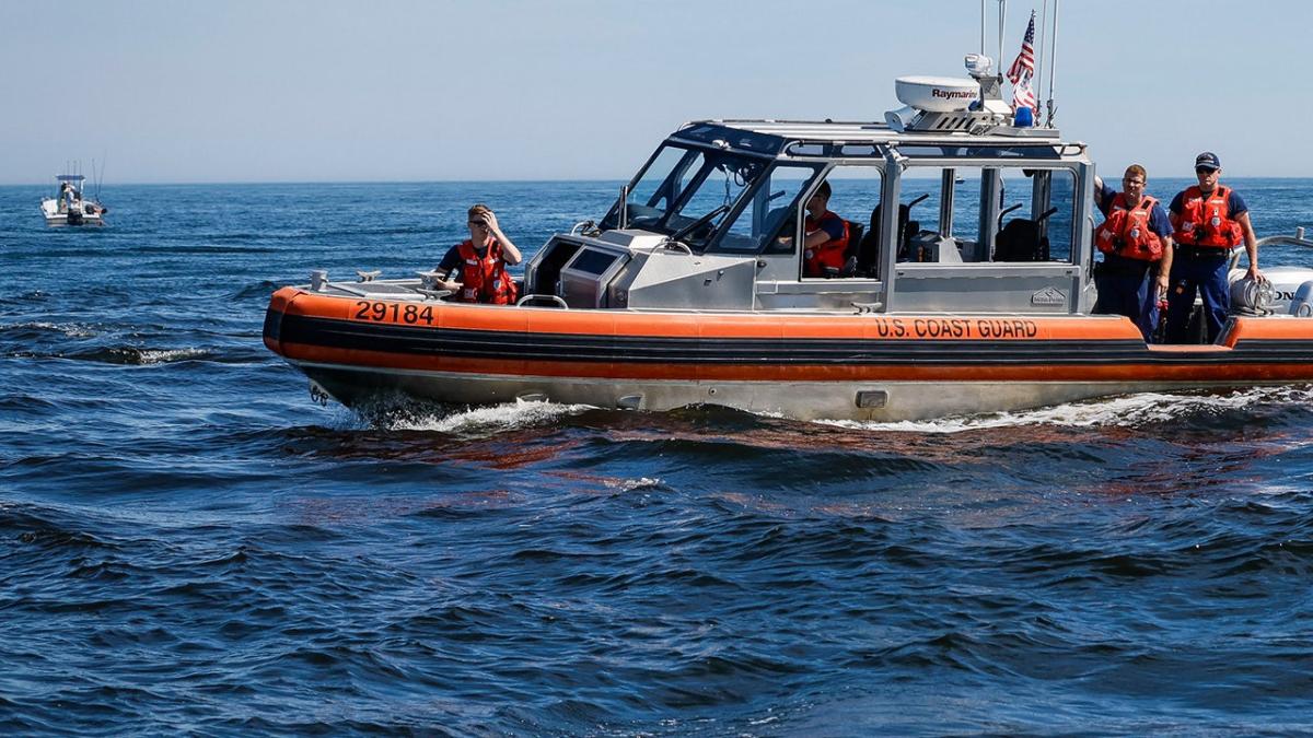 Search for missing boaters on Lake Michigan continues