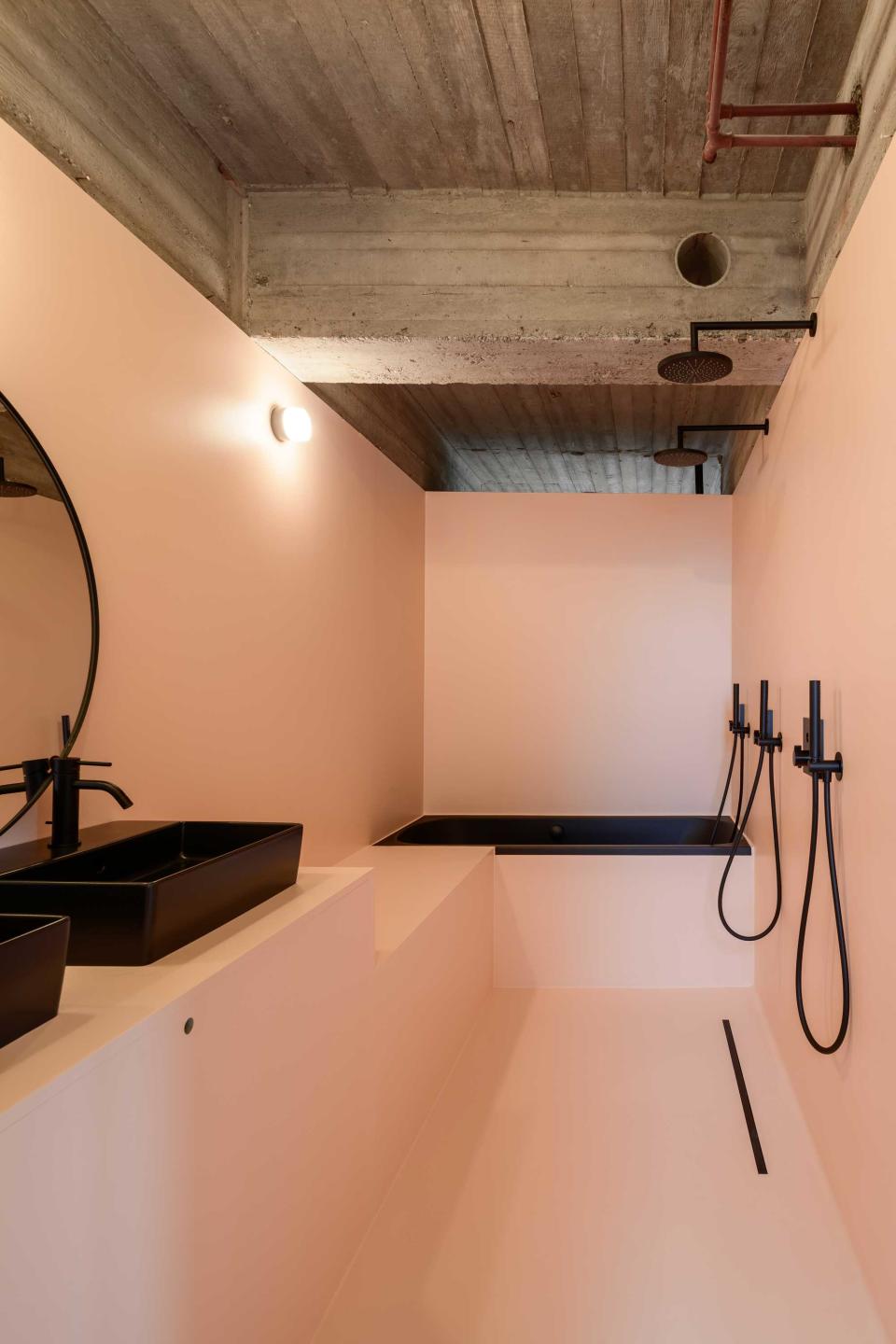 a peach bathroom