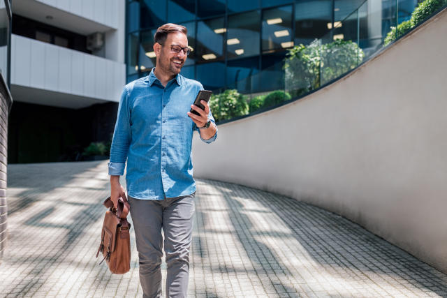 Best Leather Laptop Bags for Men in 2023: Professional & Stylish