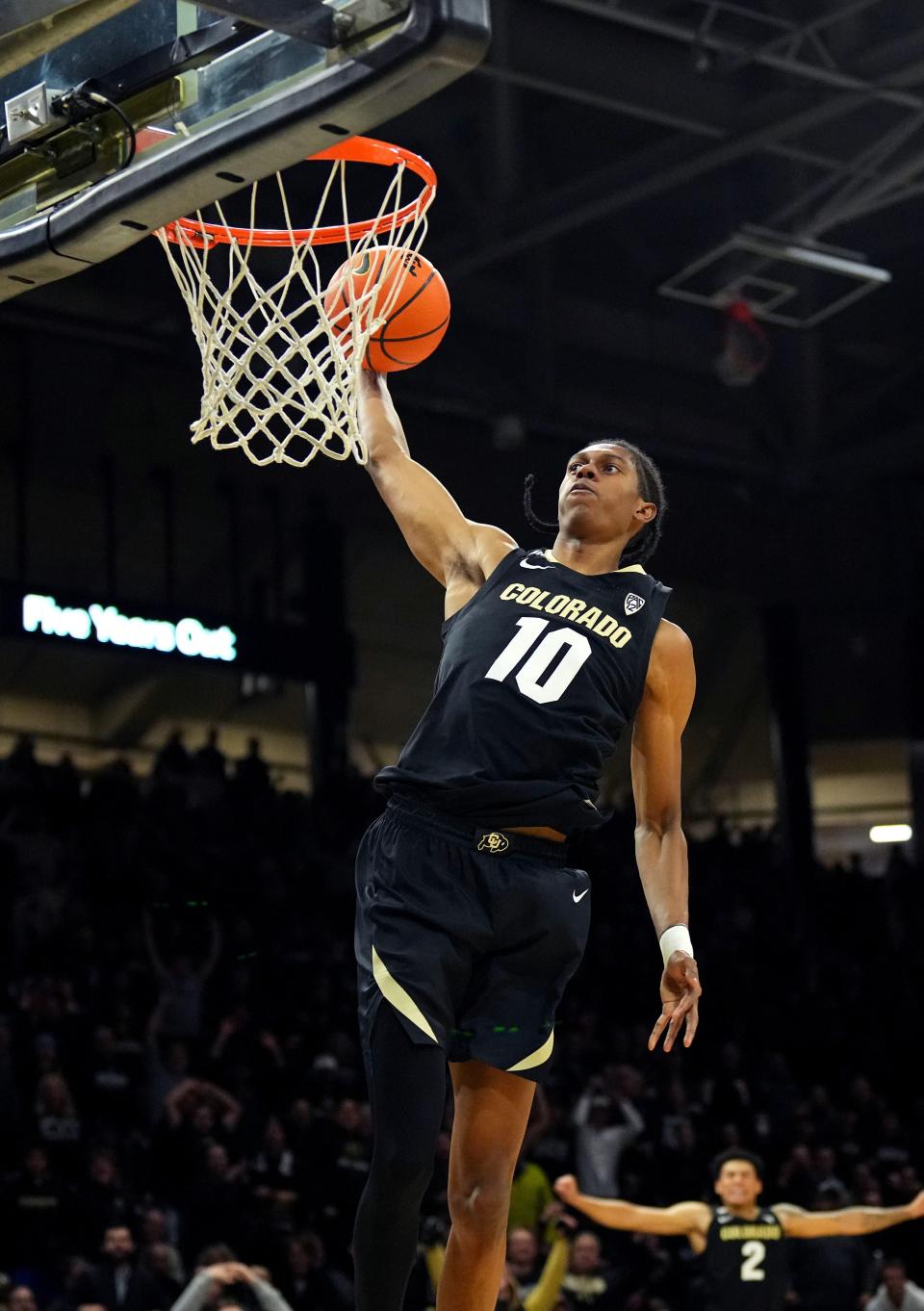 Colorado Buffaloes forward Cody Williams dunks in the second half against the USC Trojans, Jan. 13, 2024 in Boulder, Colo.