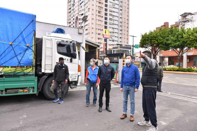 鋪面改善屋頂防水　竹市果菜市場購物環境高品質