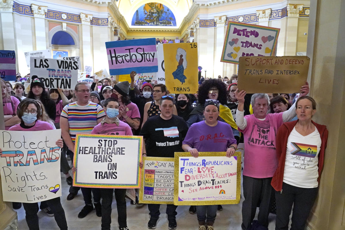 #Oklahoma governor signs gender-affirming care ban for kids