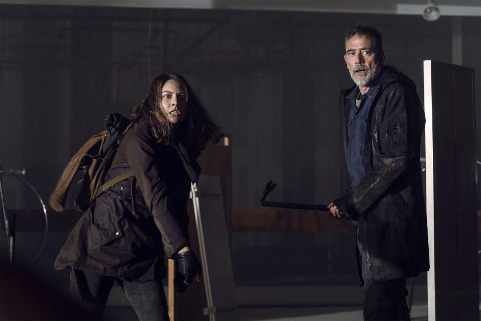 lauren cohan as maggie, jeffrey dean morgan as negan, the walking dead season 11