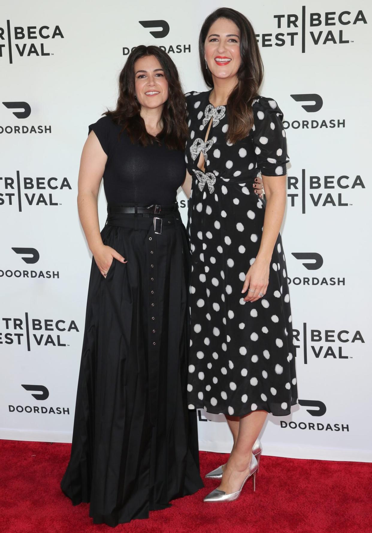 NEW YORK, NEW YORK - JUNE 13: Abbi Jacobson (L) and D’Arcy Carden attend the premiere of "A League Of Their Own" during the 2022 Tribeca Festival at SVA Theater on June 13, 2022 in New York City. (Photo by Rob Kim/Getty Images for Tribeca Festival )