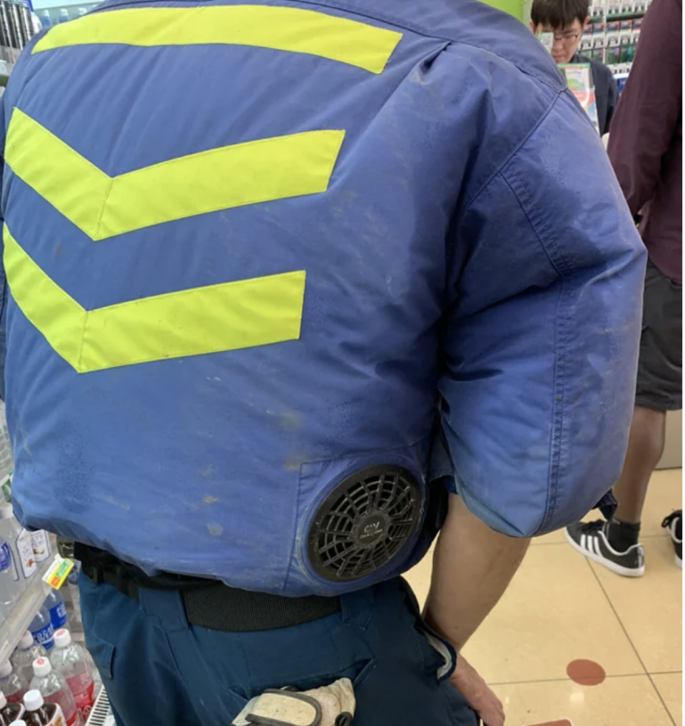 An air-conditioned jacket