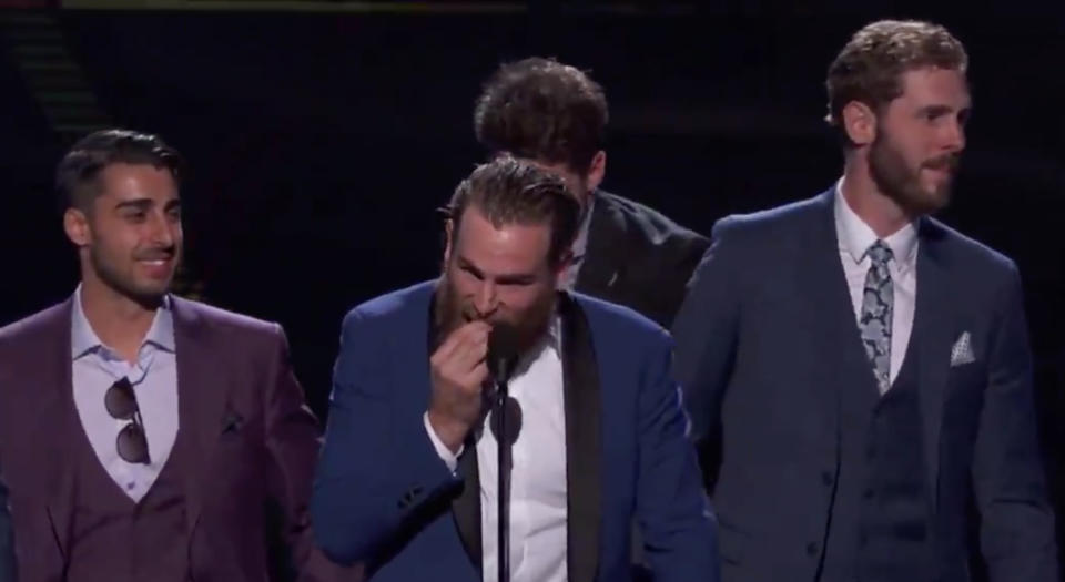 After the St. Louis Blues won the ESPY for Best Comeback, Ryan O'Reilly didn't want to spray it all over the front row. (Twitter//@CMS_74)