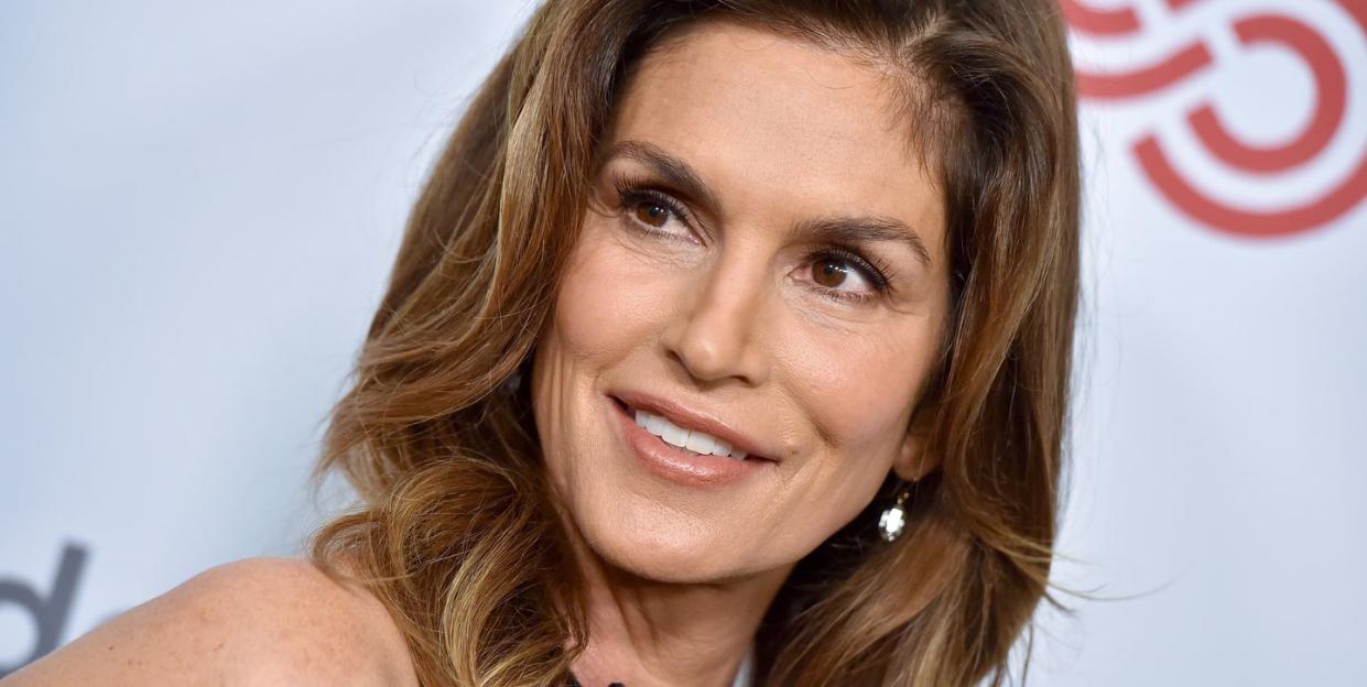 beverly hills, california november 06 cindy crawford attends the womens guild cedars sinai annual luncheon at regent beverly wilshire hotel on november 06, 2019 in beverly hills, california photo by axellebauer griffinfilmmagic