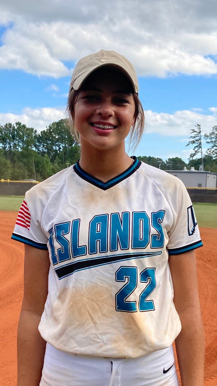 Devin Long of the Islands softball team.