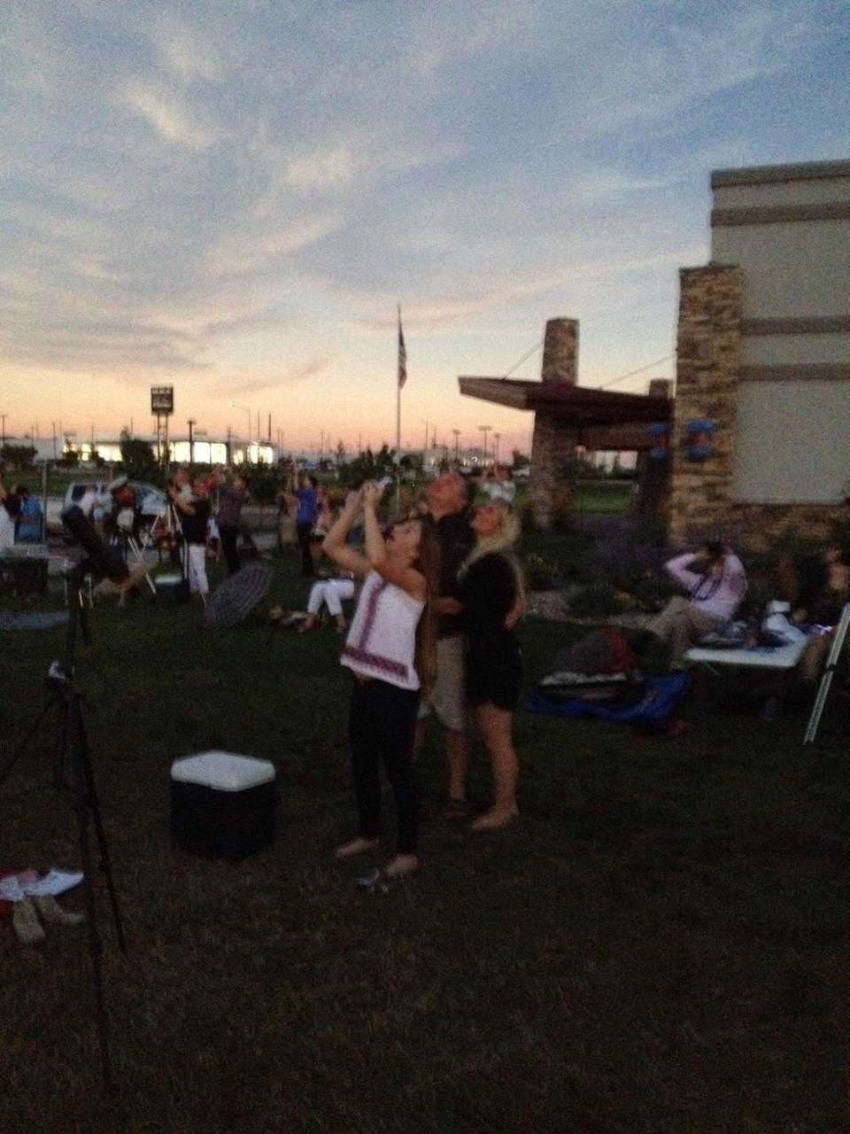 Totality absorbs the attention of solar eclipse watchers in Casper, Wyoming. <cite>Leonard David</cite>