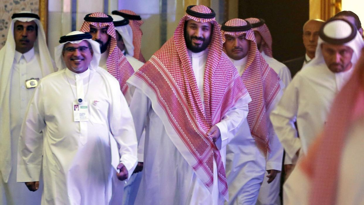 Der in der Khashoggi-Affäre unter Druck geratene saudische Kronprinz Mohammed bin Salman hat den gewaltsamen Tod des Journalisten als «abscheulichen Vorfall» bezeichnet. Foto: Amr Nabil/AP