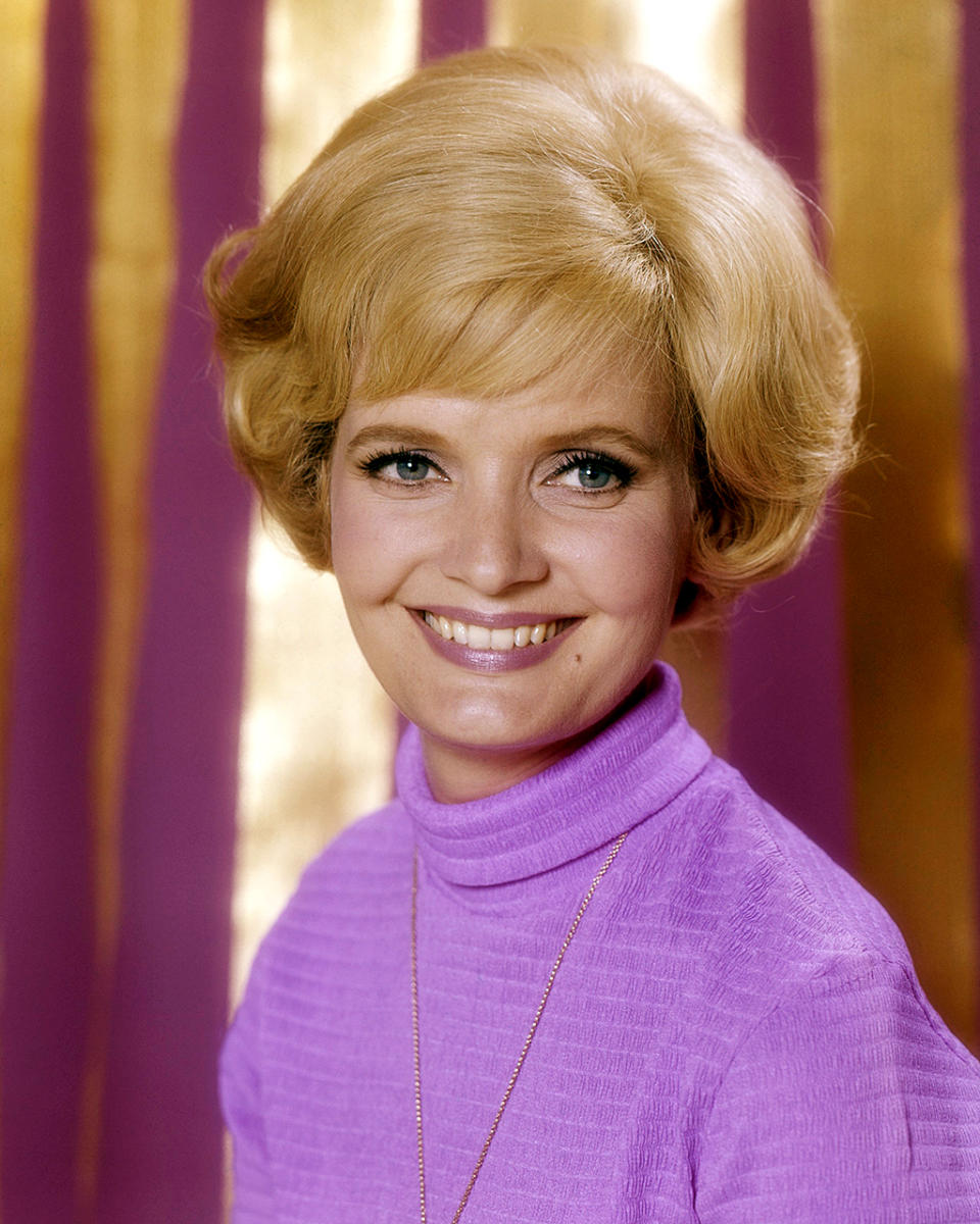 Florence Henderson S Style Celebrated In Rare Photos