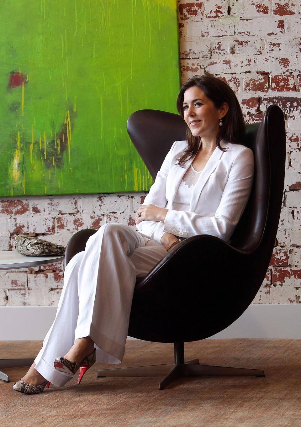 princess mary white suit