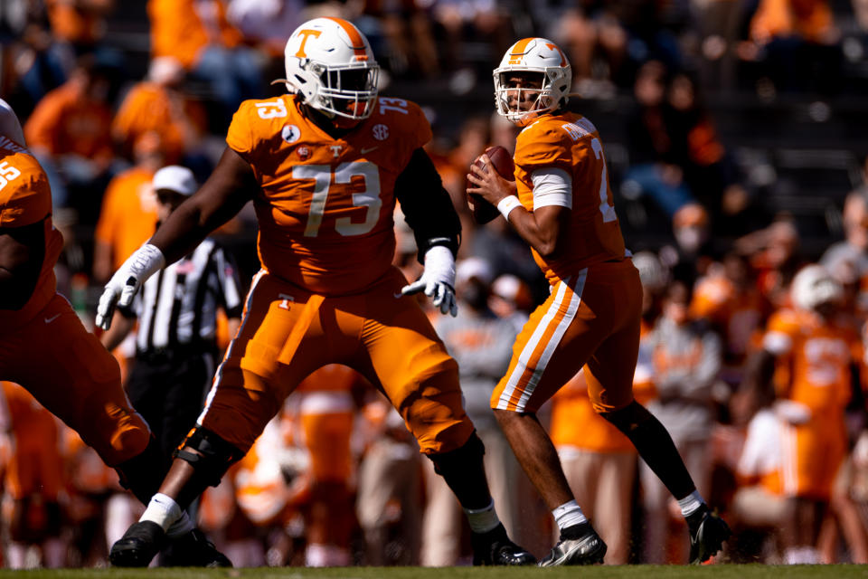 KNOXVILLE, TN - OCTOBER 17: Jarrett Guarantano #2 of the Tennessee Volunteers looks to make a pass against the Kentucky Wildcats at Neyland Stadium on October 17, 2020 in Knoxville, Tennessee. (Photo by Andrew Ferguson/Collegiate Images/Getty Images)